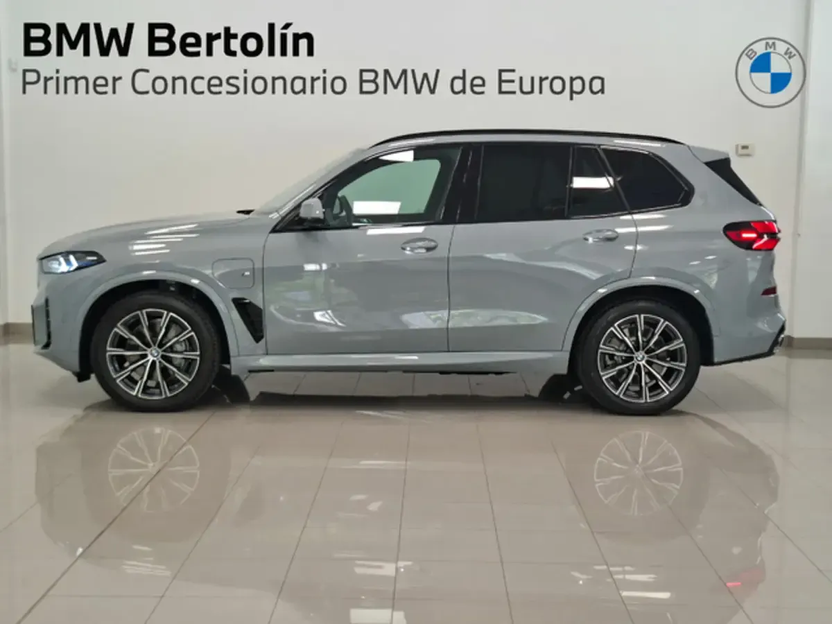 Usado BMW X5 xLine 489 CV (359 kW) 2026 Gris SUV