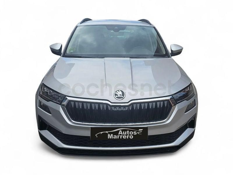 Usado Skoda Karoq Ambition 110 CV (80 kW) 2023 Gris / plata SUV