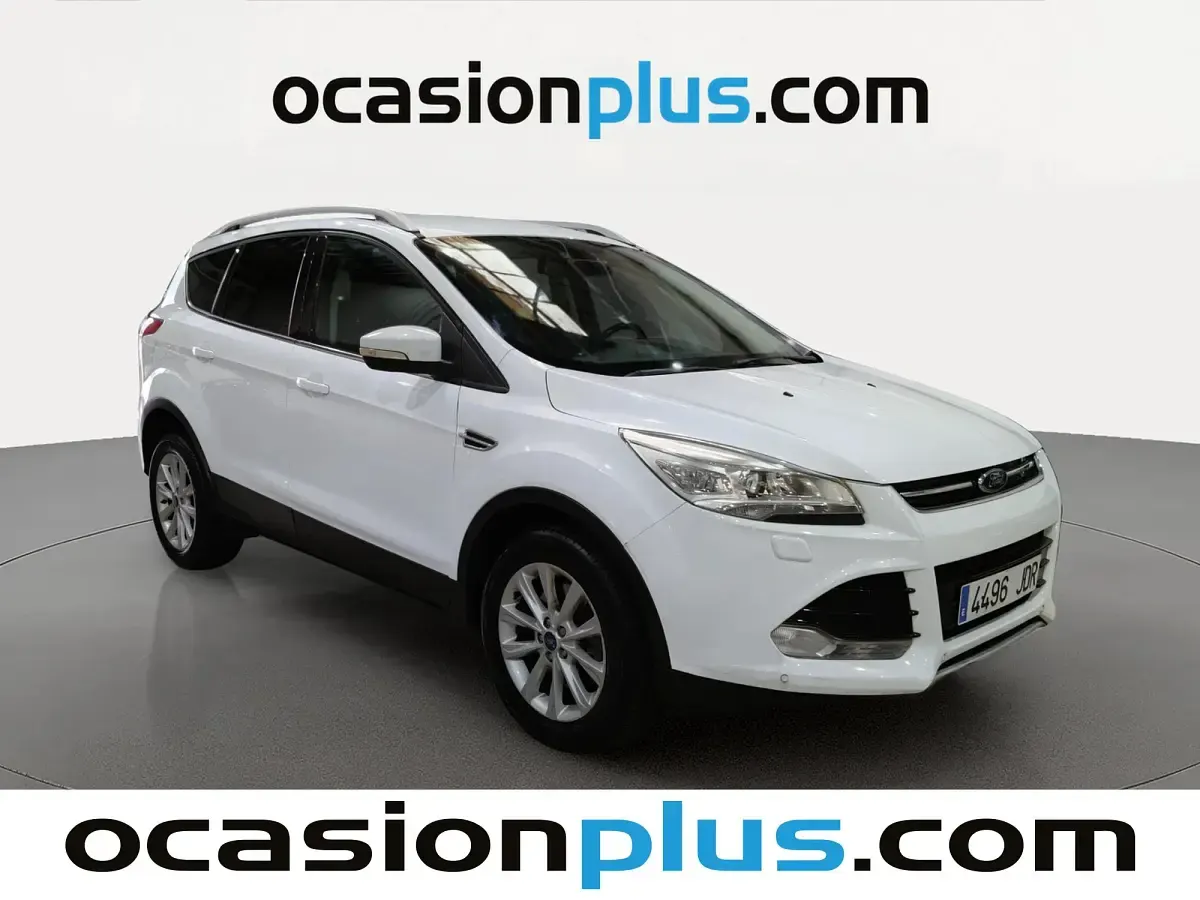Usado Ford Kuga Titanium 150 CV (110 kW) 2015 Blanco SUV
