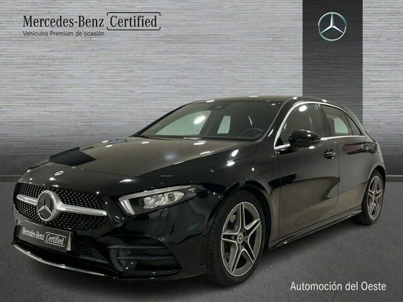 Negro Usado 2021 Mercedes A200 AMG line Berlina | 28.900 € (Precio justo) - Imagen 1/4