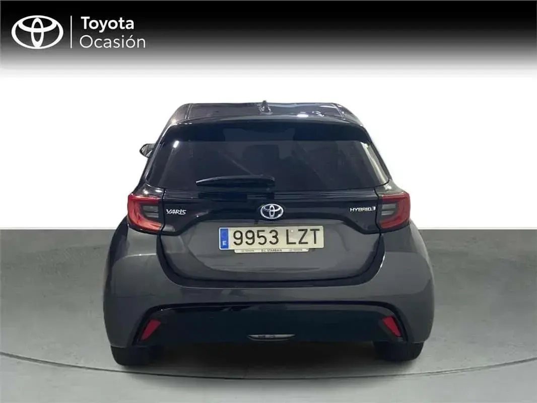 Usado Toyota Yaris Style 116 CV (85 kW) 2022 Utilitario