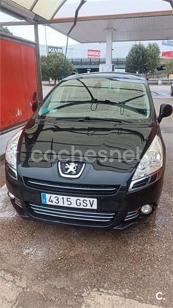 Negro Usado 2010 Peugeot 5008 Sport Monovolumen | 6950 € (Precio justo) - Imagen 1/4