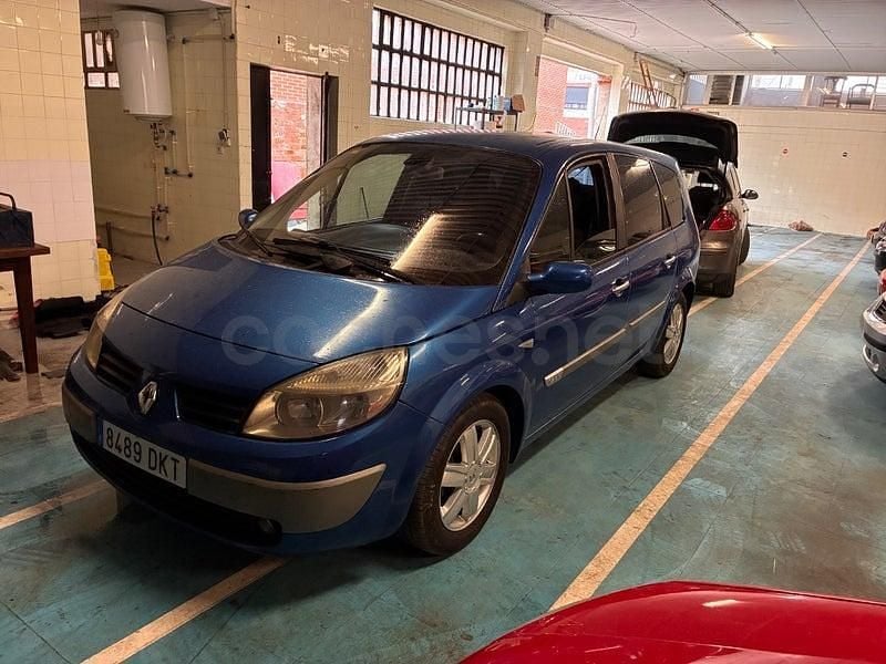 Usado Renault Grand Scénic II Dynamique 130 CV (95 kW) 2005 Azul Monovolumen