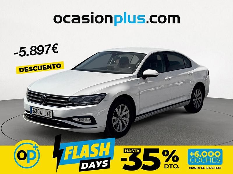 Blanco Usado 2022 VW Passat Business Berlina | 22.390 € (Caro) - Imagen 1/4