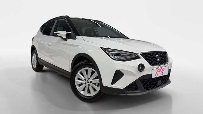 Usado Seat Arona Style 116 CV (85 kW) 2025 Blanco SUV