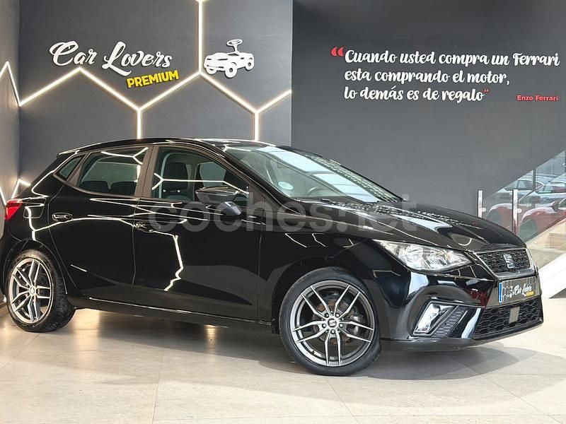 Usado Seat Ibiza Reference 80 CV (58 kW) 2019 Negro Berlina