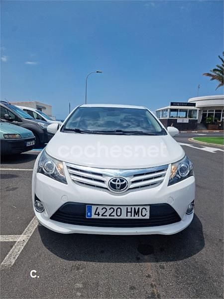 Usado Toyota Avensis Advance 124 CV (91 kW) 2012 Blanco Berlina