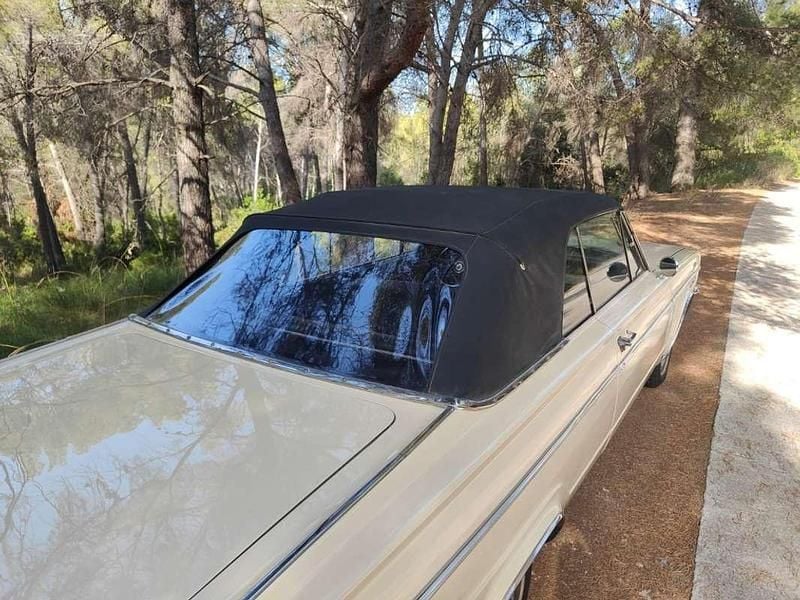Usado Dodge Dart 145 CV (106 kW) 1967 Beige Descapotable