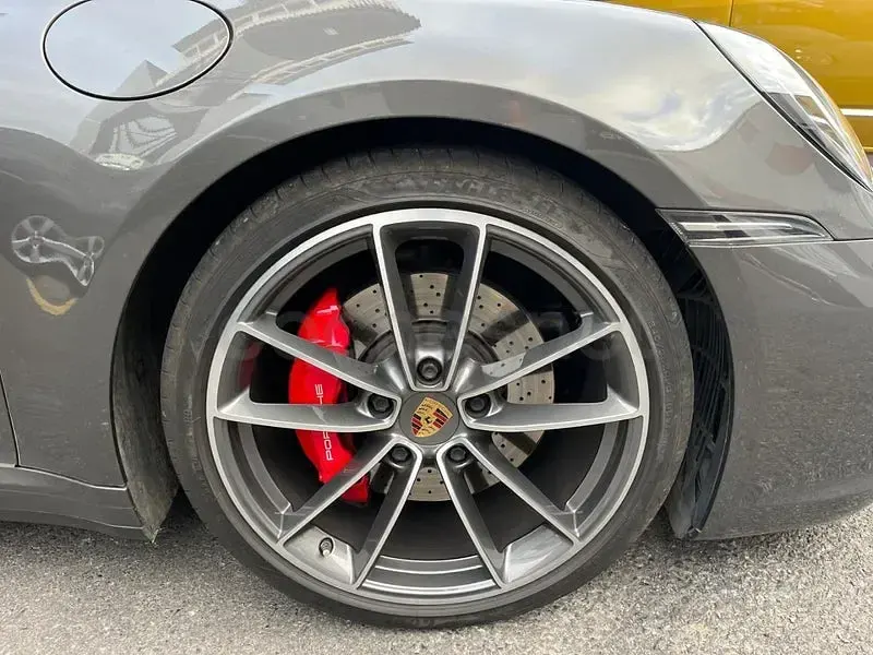 Usado Porsche 911 Carrera S Cabriolet 450 CV (330 kW) 2020 Gris / plata Descapotable
