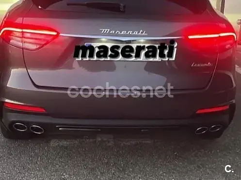 Usado Maserati Levante GT 330 CV (242 kW) 2022 Negro SUV