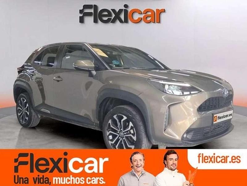 Azul Usado 2024 Toyota Yaris Cross Active SUV | 24.290 € (Precio justo) - Imagen 1/4