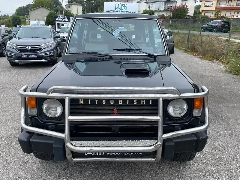 Usado Mitsubishi Montero 99 CV (72 kW) 1995 Negro SUV