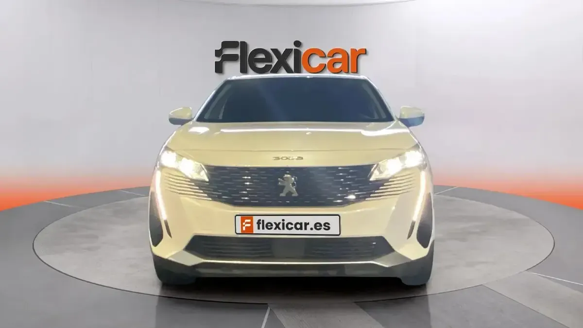 Usado Peugeot 3008 Allure 131 CV (96 kW) 2021 Blanco SUV