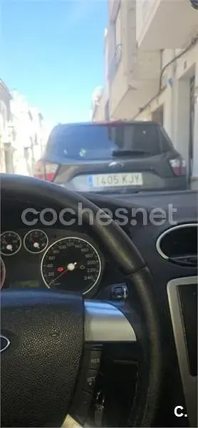 Używany Ford Focus Ghia 109 KM (80 kW) 2006 Niebieski Sedan/Limuzyna