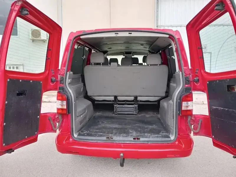 Usado VW Transporter Pro 140 CV (102 kW) 2010 Rojo Van