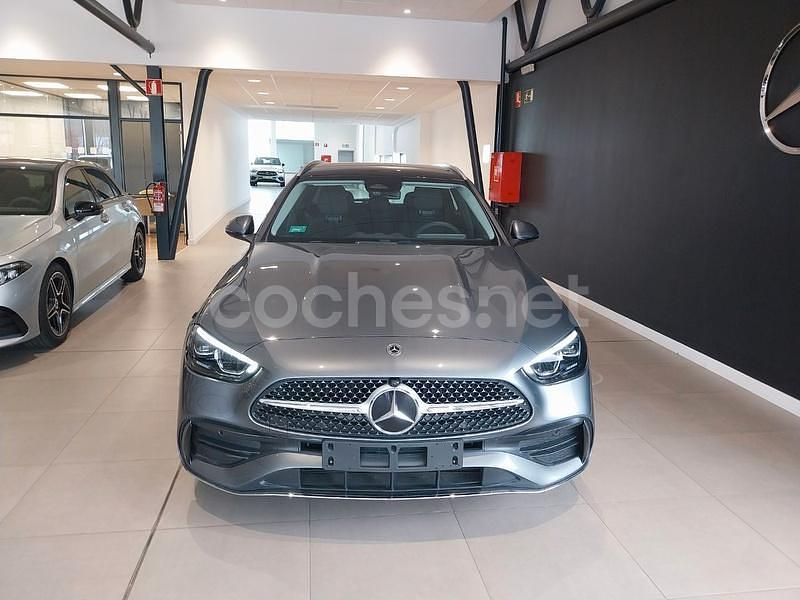 Nuevo Mercedes C300e 313 CV (230 kW) 2025 Gris / plata Familiar