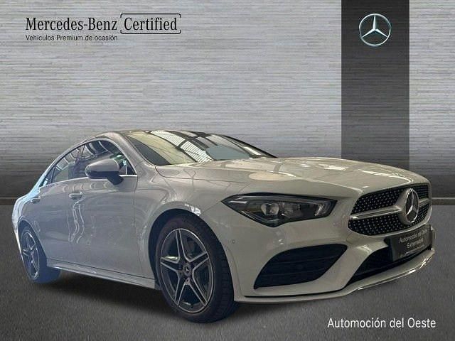 Usado Mercedes CLA220 AMG line 190 CV (139 kW) 2023 Blanco digital Berlina