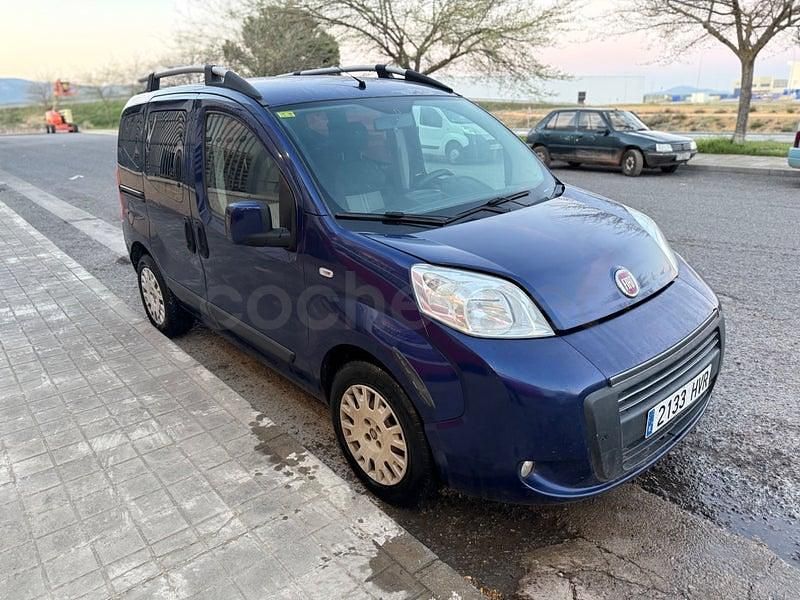 Usado Fiat Qubo Trekking 75 CV (55 kW) 2014 Azul Monovolumen