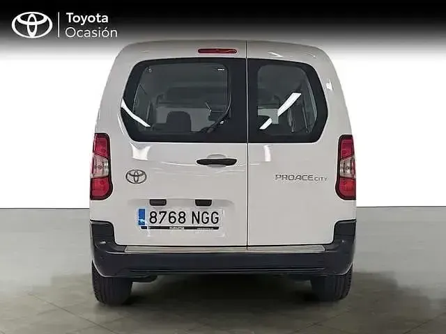 Usado Toyota Proace Verso Advance 131 CV (96 kW) 2025 Blanco Familiar