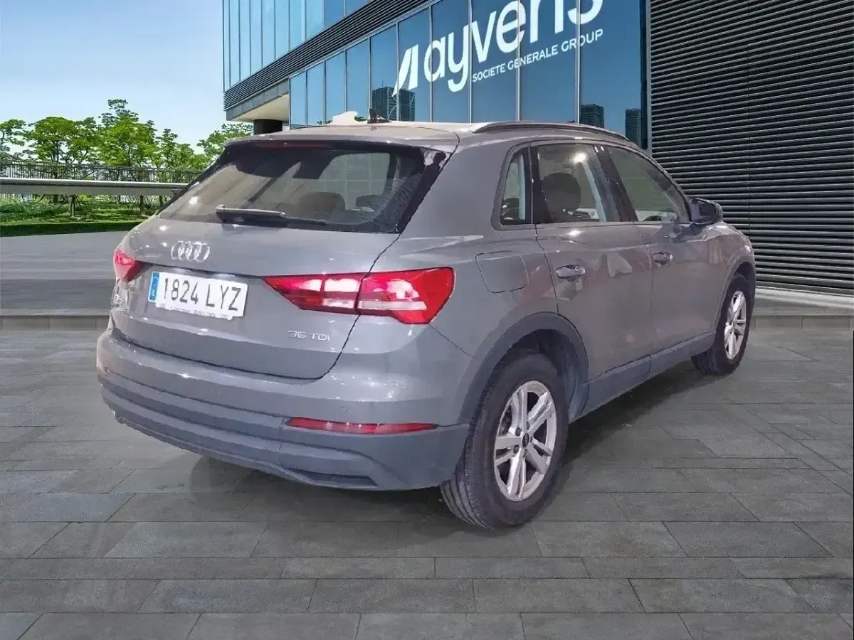 Usado Audi Q3 S-Line 150 CV (110 kW) 2022 Gris SUV