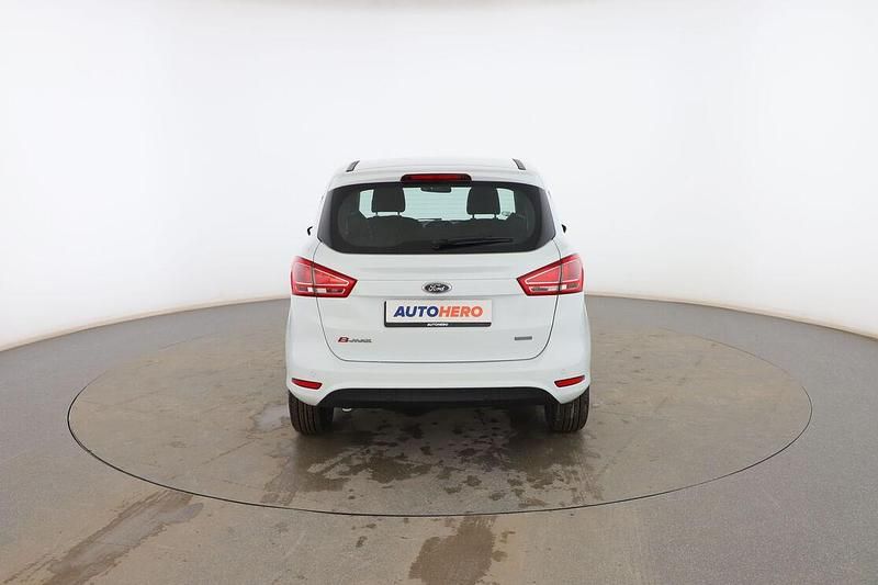 Usado Ford B-MAX Trend 100 CV (73 kW) 2017 Blanco Monovolumen