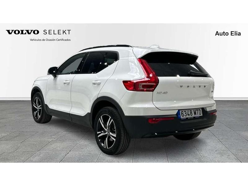 Usado Volvo XC40 Plus 163 CV (119 kW) 2024 Blanco SUV