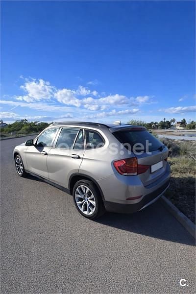 Usado BMW X1 Comfort Edition 143 CV (105 kW) 2014 Gris / plata SUV