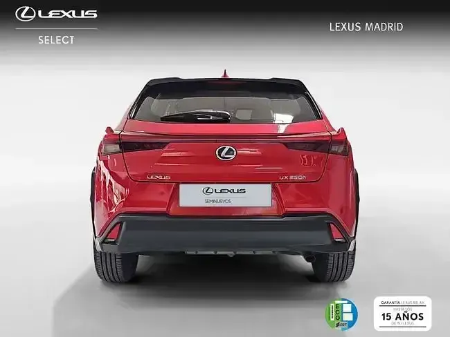 Usado Lexus UX Business Edition 184 CV (135 kW) 2022 Rojo SUV