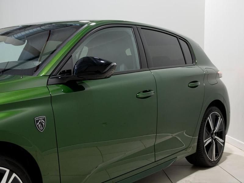 Usado Peugeot 308 GT 180 CV (132 kW) 2022 Verde Berlina