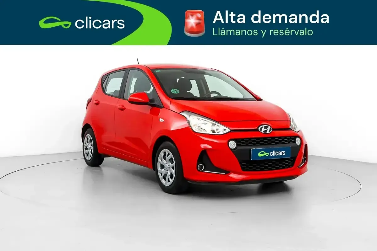 Usado Hyundai i10 66 CV (48 kW) 2019 Rojo Utilitario