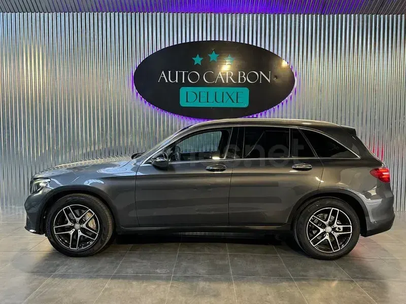 Usado Mercedes GLC250 204 CV (150 kW) 2017 Gris / plata SUV