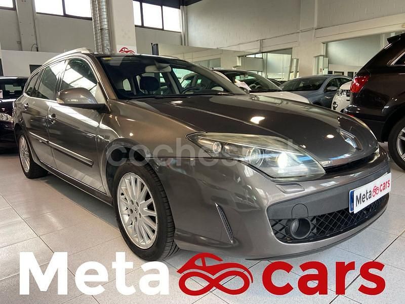 Gris / plata Usado 2008 Renault Laguna III Dynamique Familiar | 5490 € (Caro) - Imagen 1/4