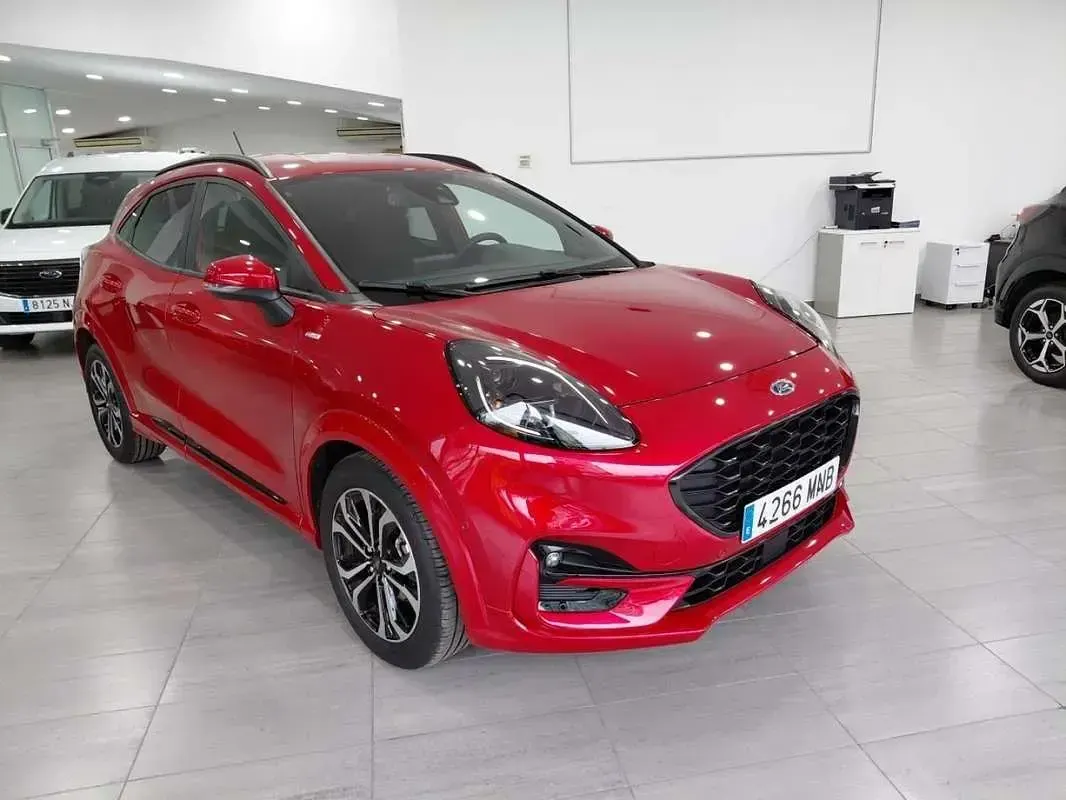 Usado Ford Puma ST-Line 125 CV (91 kW) 2024 Rojo SUV