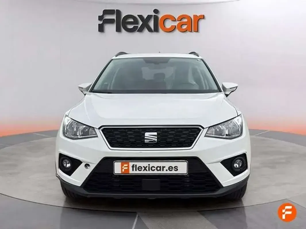 Usado Seat Arona Style 95 CV (69 kW) 2019 Blanco SUV
