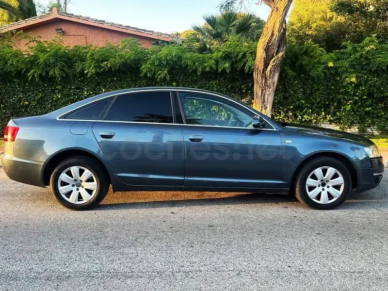 Usado Audi A6 Premium 180 CV (132 kW) 2007 Gris Berlina