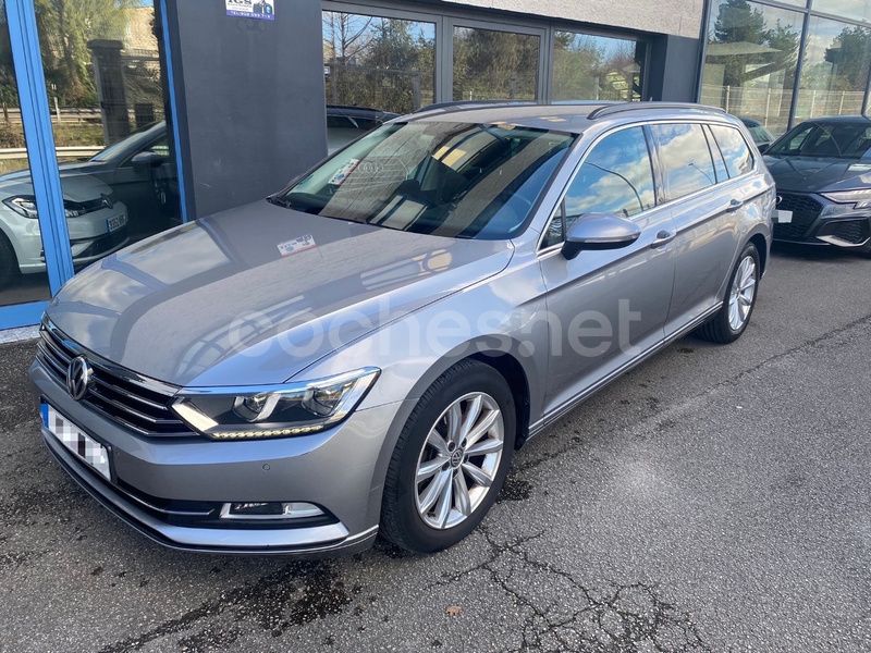 Gris / plata Usado 2019 VW Passat Sportline Familiar | 17.500 € (Precio justo) - Imagen 1/4