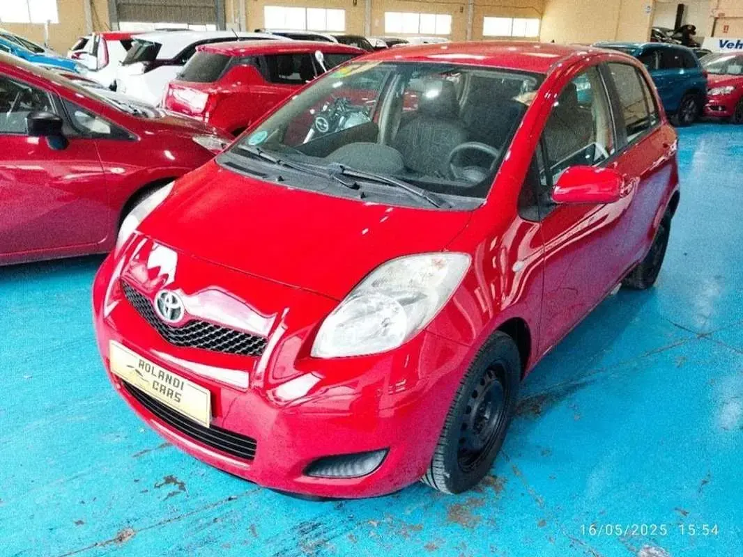 Occasion Toyota Yaris Active 69 ch (50 kW) 2011 Rouge Citadine