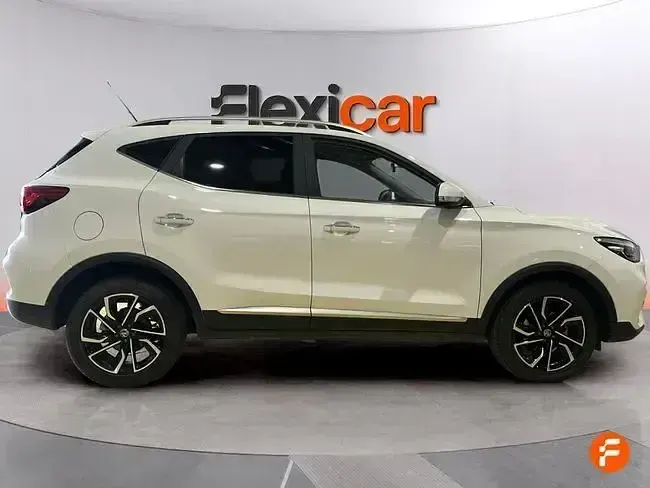 Usado MG ZS Luxury 106 CV (77 kW) 2023 Blanco SUV