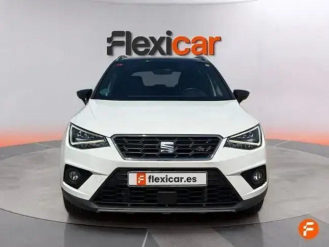 Usado Seat Arona FR 110 CV (80 kW) 2021 Blanco SUV