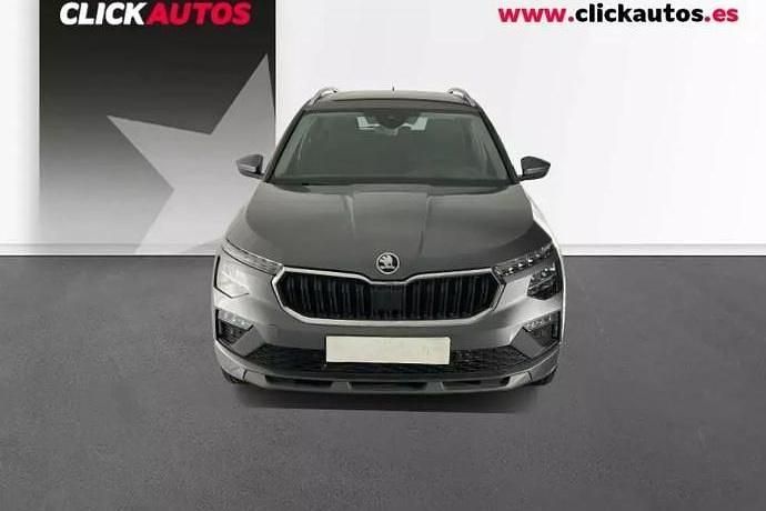 Rojo Usado 2025 Skoda Kamiq Selection SUV | 20.600 € (Buen precio) - Imagen 1/2