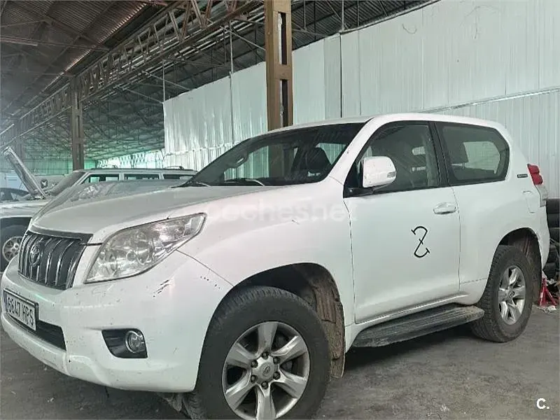 Usado Toyota Land Cruiser 190 CV (139 kW) 2013 Blanco SUV
