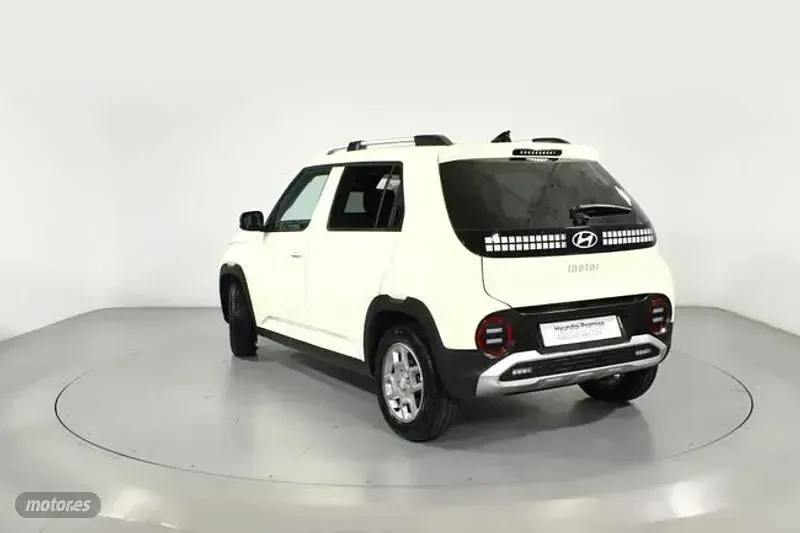 Usado Hyundai Inster 84 kW (115 CV) 2025 Amarillo Utilitario