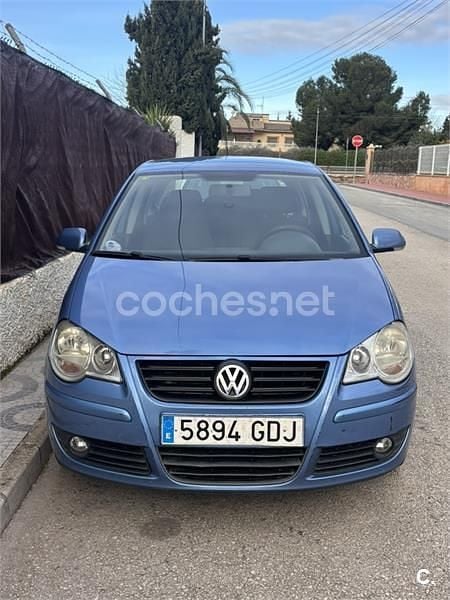Usado VW Polo Highline 80 CV (58 kW) 2008 Azul Utilitario