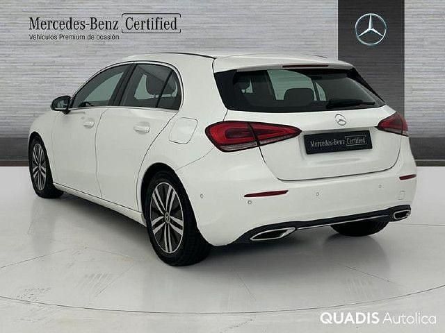 Usado Mercedes A180 Progressive 136 CV (100 kW) 2022 Blanco polar