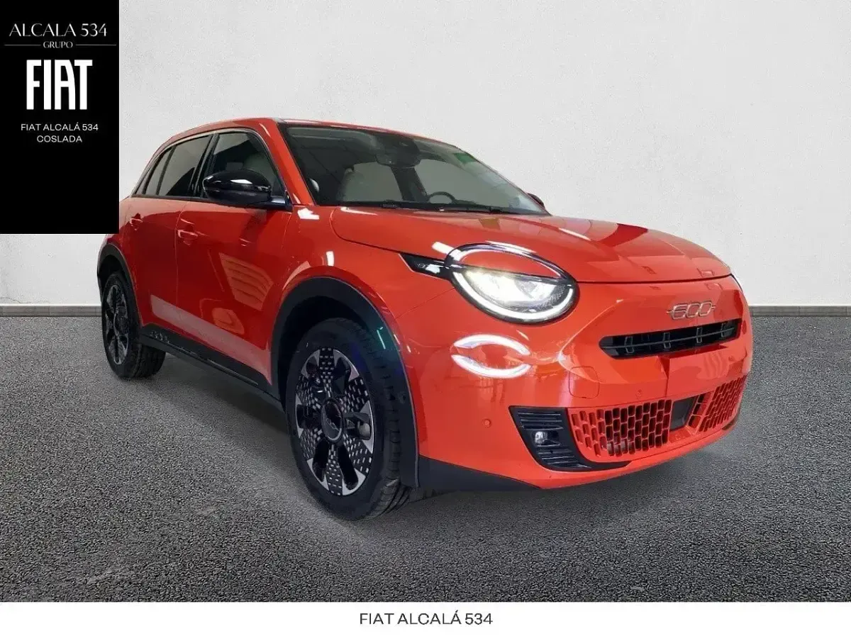 Nuevo Fiat 600 Icon 110 CV (80 kW) 2026 Naranja SUV