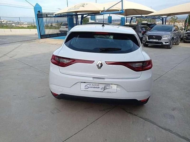 Usado Renault Mégane IV Life 95 CV (69 kW) 2020 Blanco Utilitario