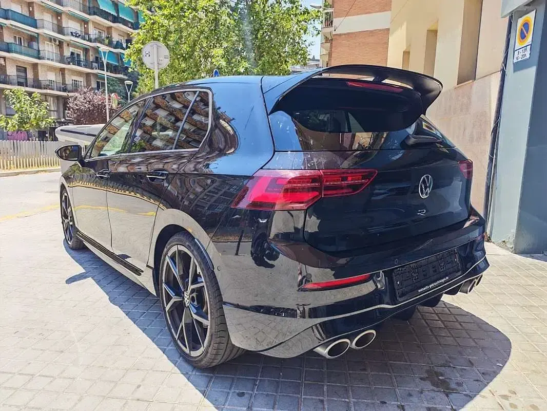 Usado VW Golf VIII R 320 CV (235 kW) 2022 Negro Utilitario