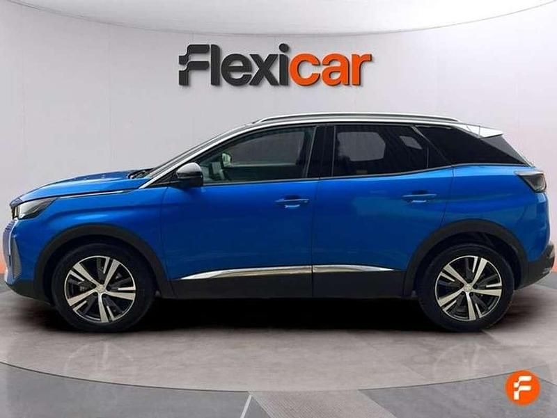 Usado Peugeot 3008 Allure 131 CV (96 kW) 2021 Azul SUV