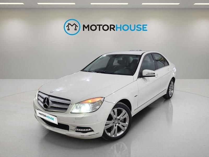 Blanco Usado 2011 Mercedes C220 Avantgarde Berlina | 6999 € (Buen precio) - Imagen 1/4