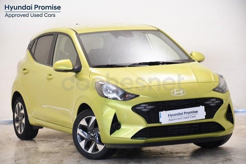 Usado Hyundai i10 63 CV (46 kW) 2025 Verde Utilitario